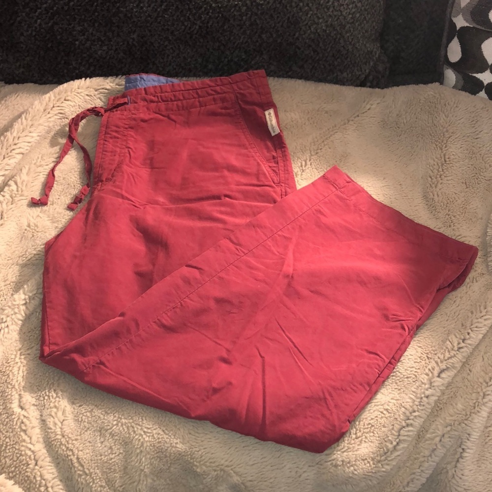 Columbia Woman’s Capris, medium